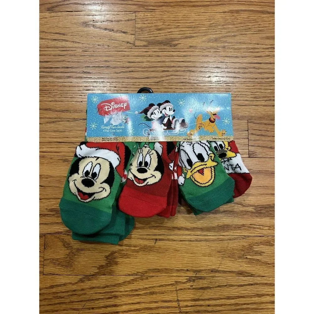 DISNEY Christmas Family Fun Socks 4 Pack Crew Socks HOLIDAY FUN NEW